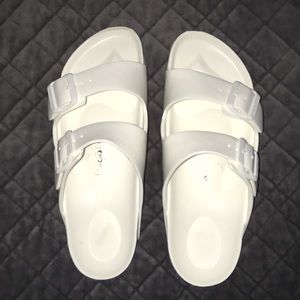 WATERPROOF WHITE BIRKENSTOCK ARIZONA SANDALS